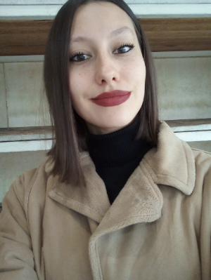 Arzu b. Profil Resmi