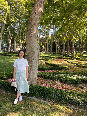 ÖZLEM D. -    Özel Ders Öğretmeni