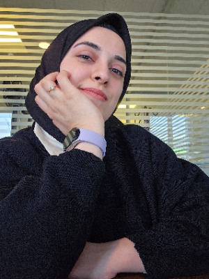 Esma K.