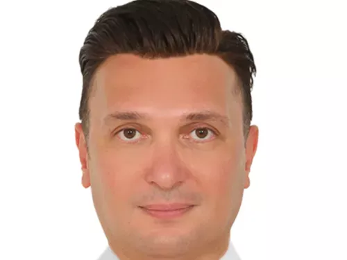 Dr. Deniz K. - İstanbul Özel Ders Öğretmeni