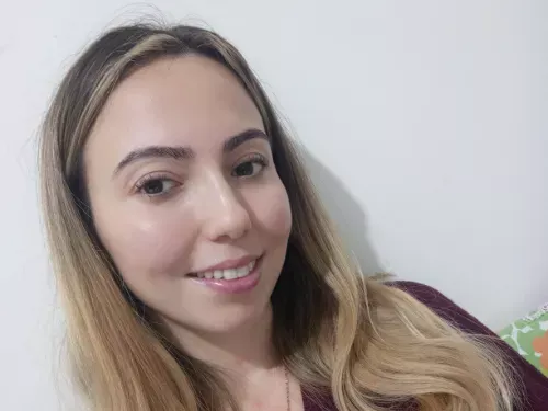 Çağla Çikar Profil Resmi