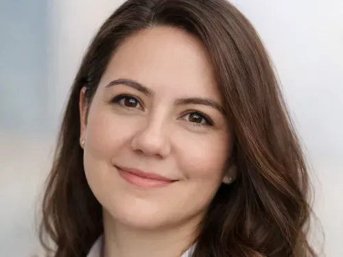 Gizem D. - Antalya  Özel Ders Öğretmeni