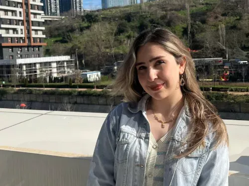 Shaghayegh Z. - İstanbul Özel Ders Öğretmeni