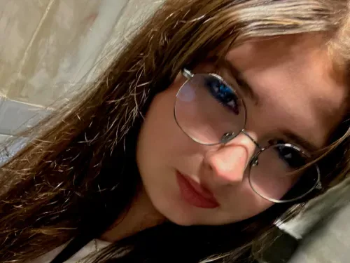 Asu Ç. - İstanbul Özel Ders Öğretmeni