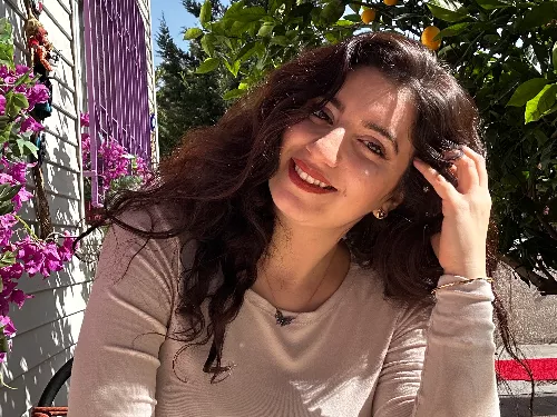 Nesrin B. - İstanbul Özel Ders Öğretmeni