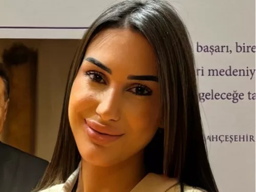 Sude A. - İstanbul Özel Ders Öğretmeni