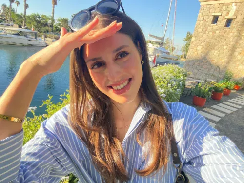 buse k. - Balıkesir Özel Ders Öğretmeni