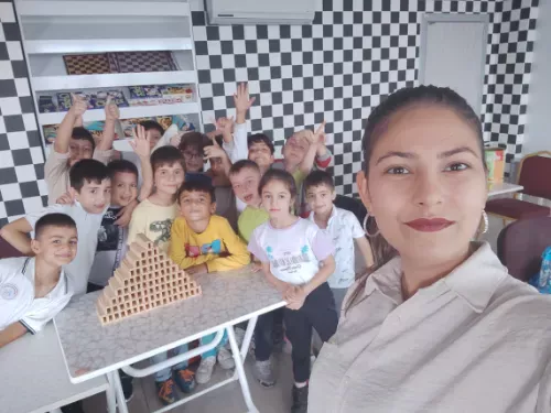 Melisa Ç. - Özel Ders Öğretmeni Profil Resmi