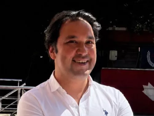 Arif C. Profil Resmi