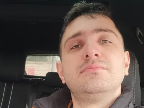 Hüseyin T. Profil Resmi