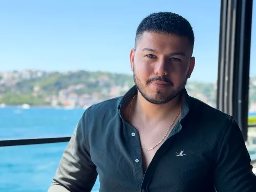 Halil Ö. Profil Resmi